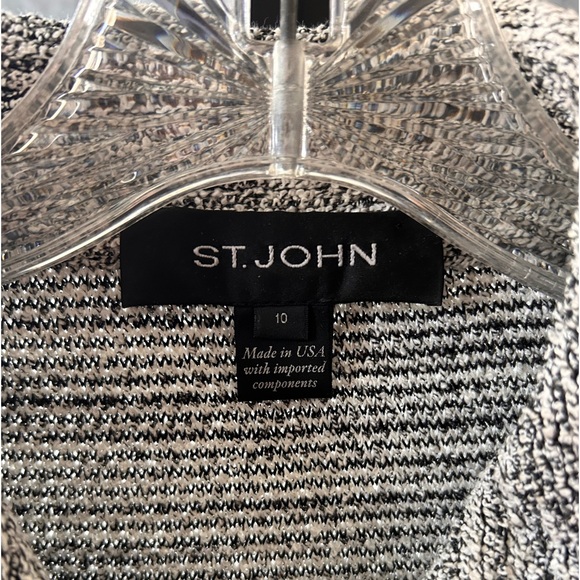 St. John Tweed Women's Blazer - Picture 3 of 4